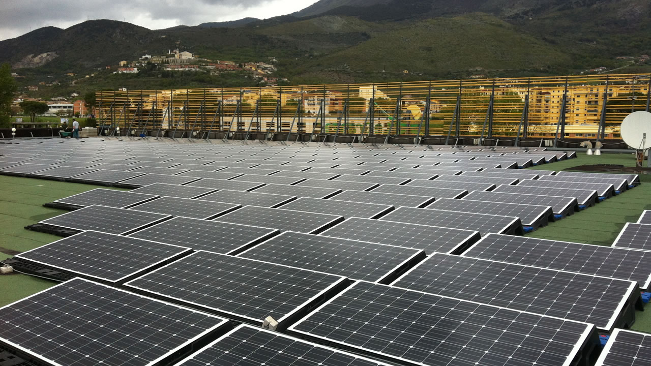 Impianto Fotovoltaico Centro Commerciale Le Grange